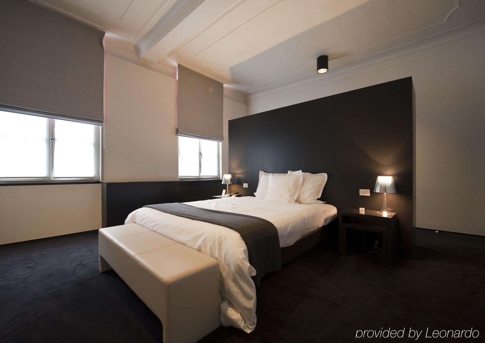 Hotel Messeyne Kortrijk Bagian luar foto